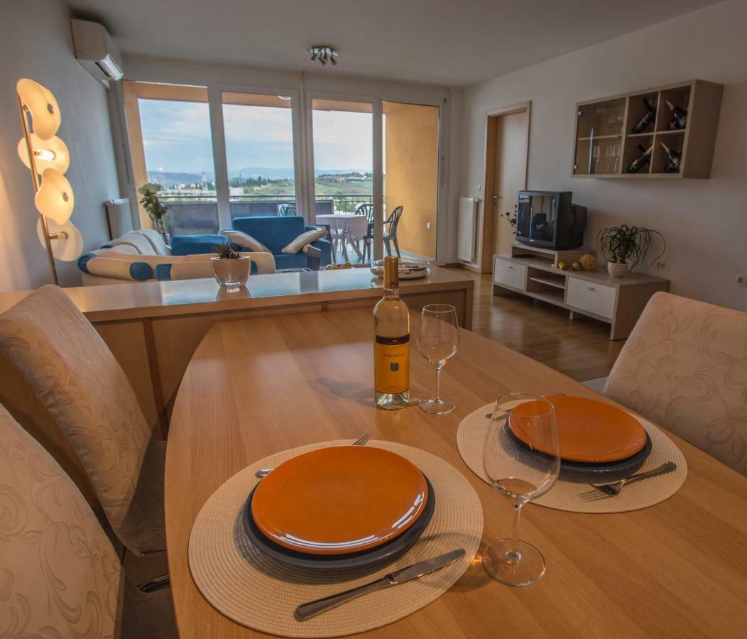 Apartment Mountain And Sea View Копер Экстерьер фото